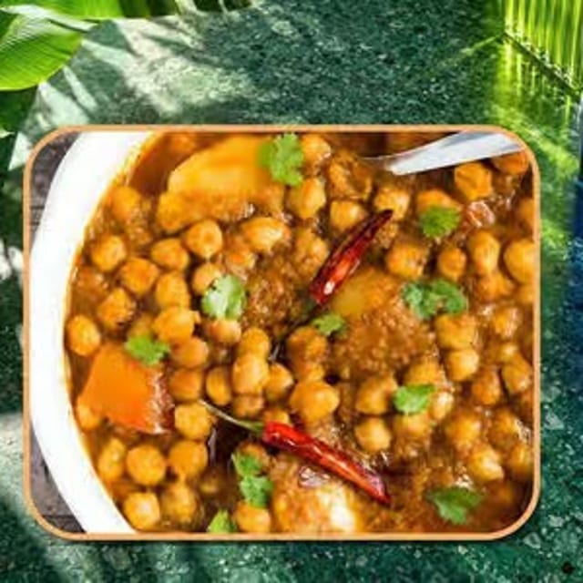 Chana Vindaloo (Vegan).