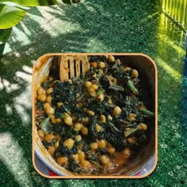 Saag Chana.